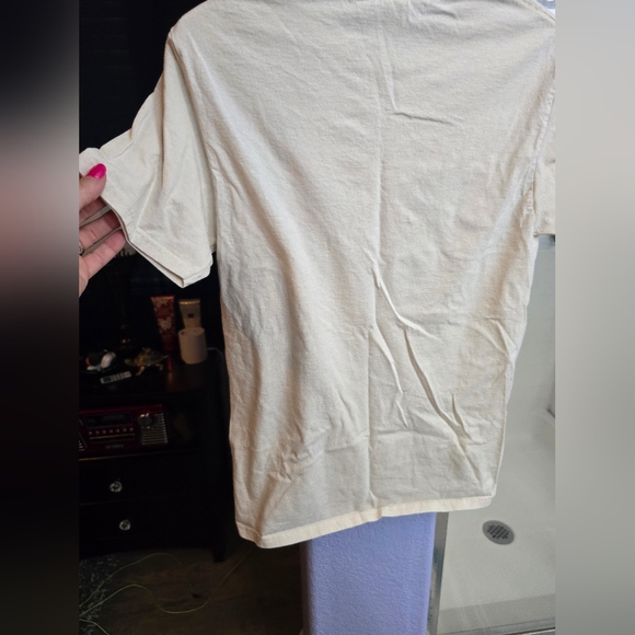 Trash Love T Shirt - Picture 2 of 3